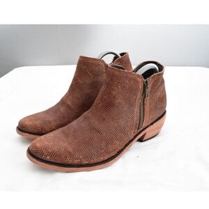 Liberty Black Booties 8.5 Brown Textured Leather Western Ankle Boots Women